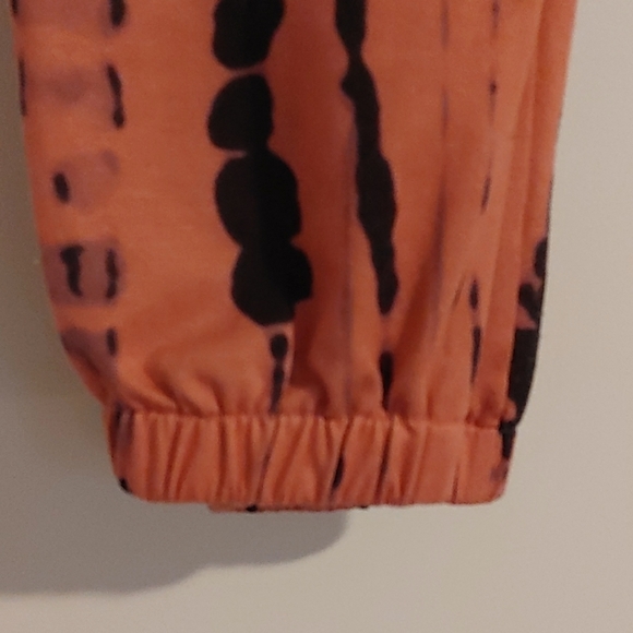 Bleach Dye Pants - Picture 4 of 7